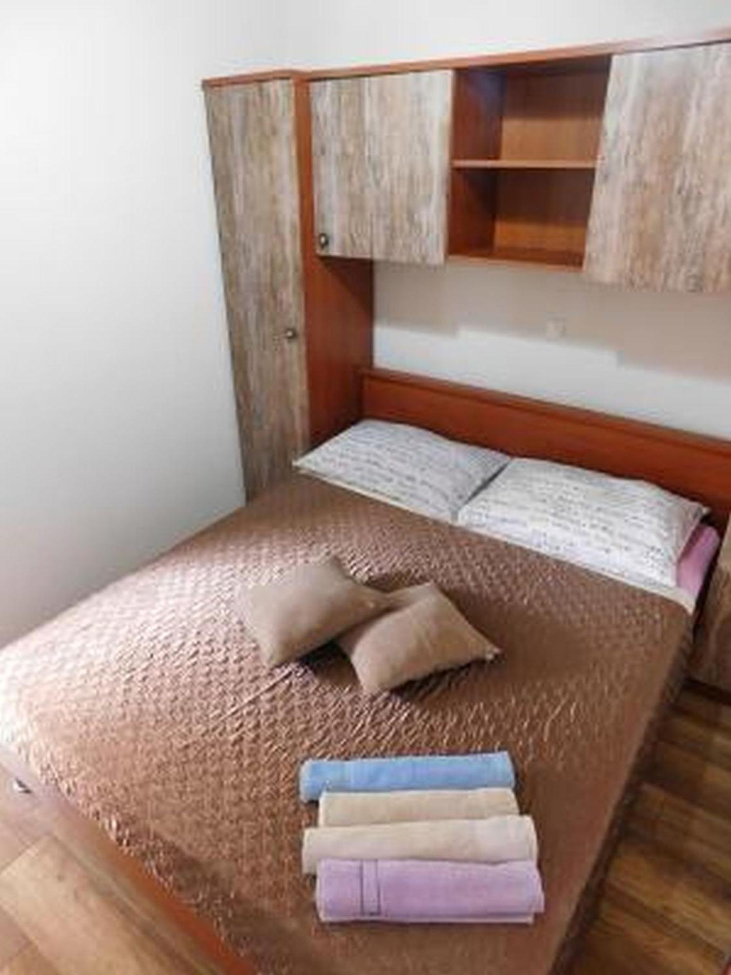 Holiday Apartment Lungomare プリヴラカ エクステリア 写真